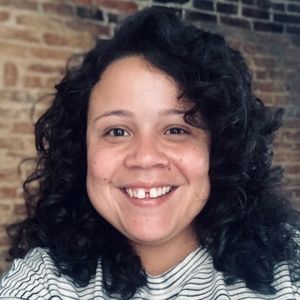 Meet your Posher, Tia